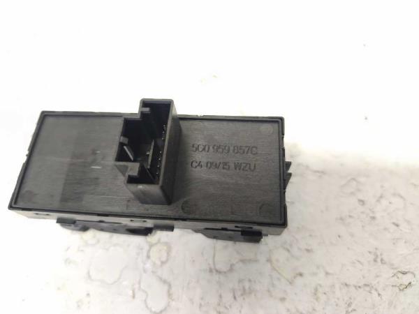 BOUTON LEVE VITRE VW - Vue 3